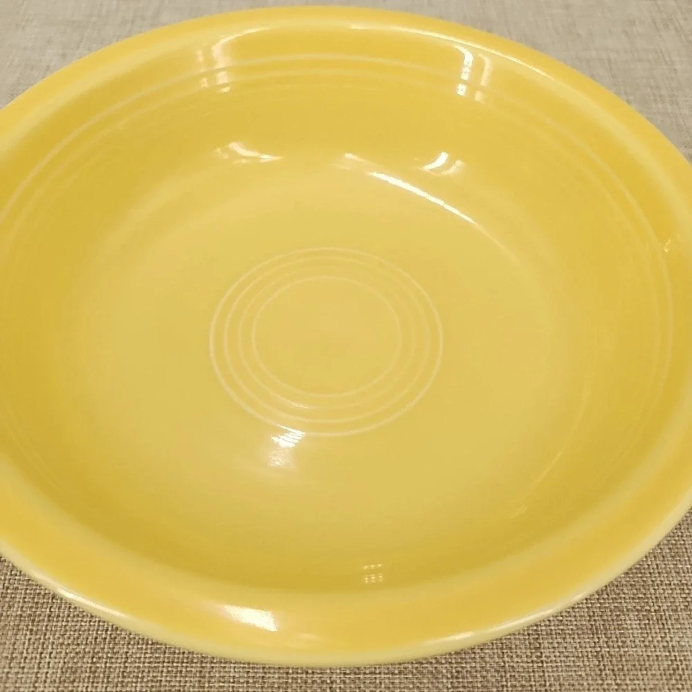 Fiesta Retired Sunflower Yellow Classic Rim Cereal Bowl 6 7/8